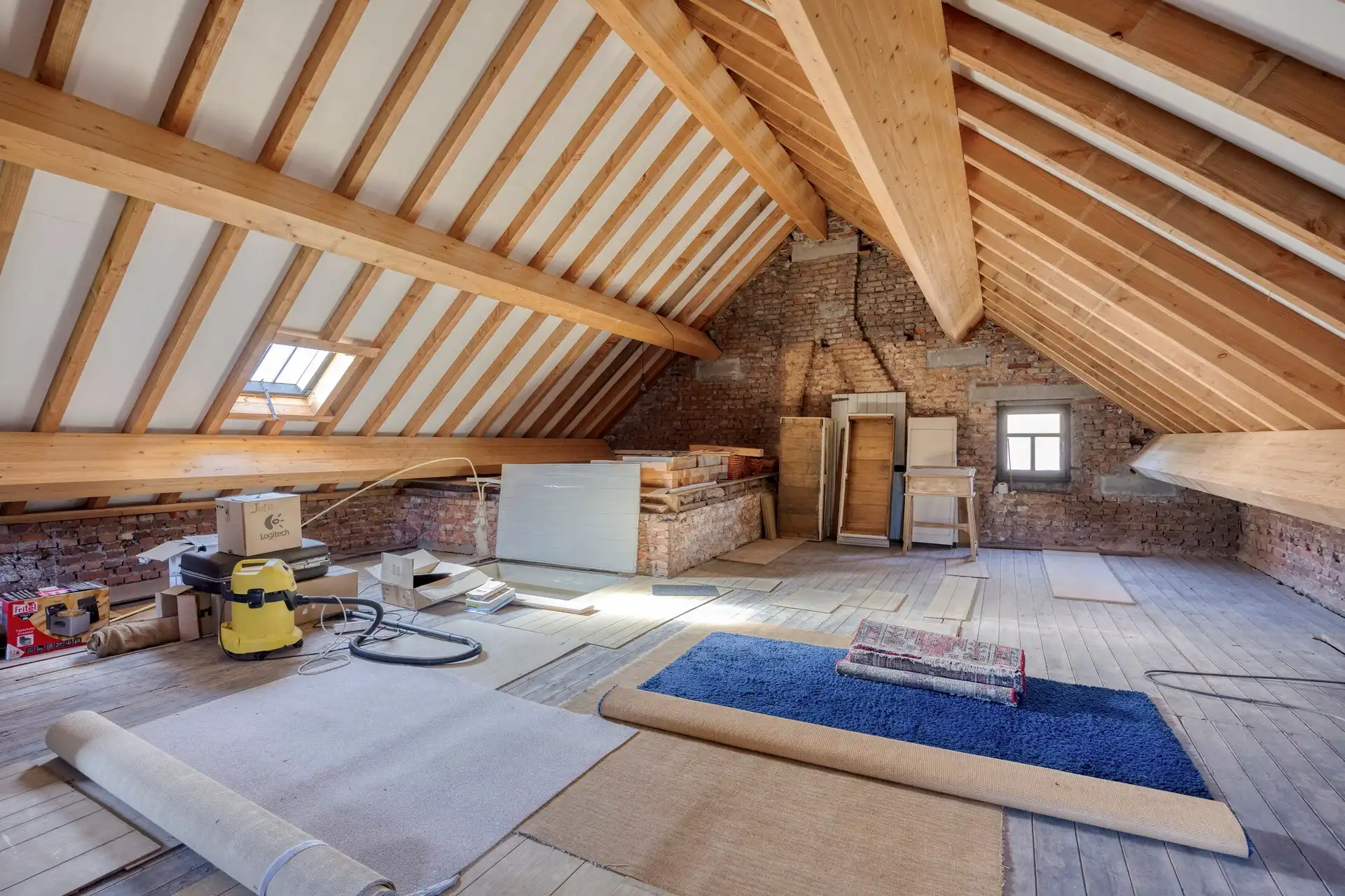 Charmante, te renoveren woning met karakter, binnenkoer en tal van mogelijkheden in Godsheide foto 16