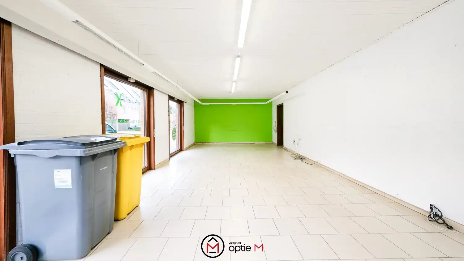 Energiezuinige winkel/kantoor te koop in centrum Meerhout foto 3