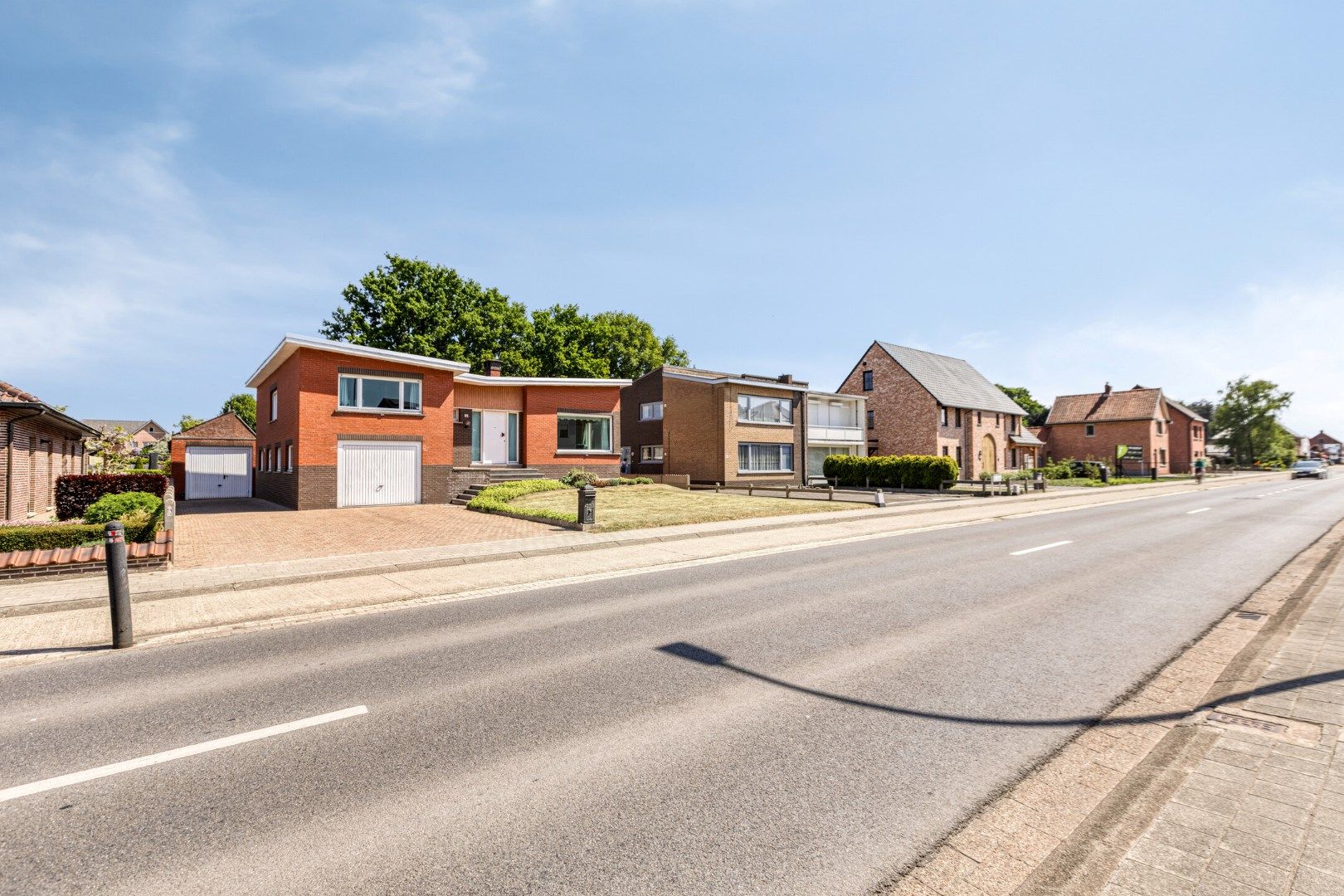 Hoofdfoto van de publicatie: Vrijstaande woning met 3 slaapkamers op een mooi perceel van 915 m² te OLV Olen !