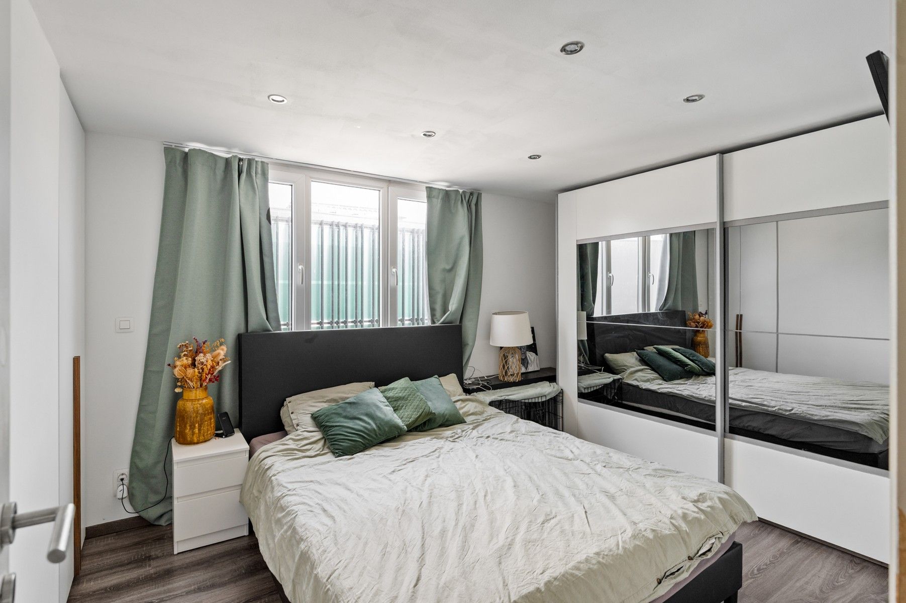 Instapklare woning met stadstuin foto 12