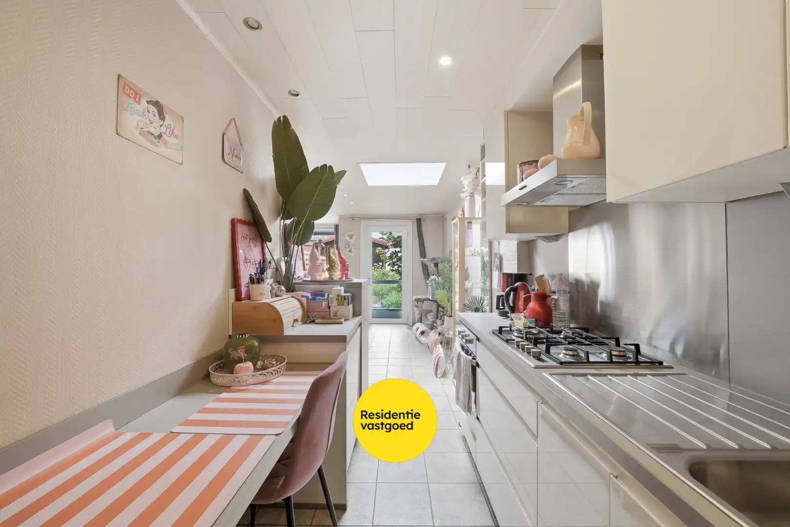 Verzorgde woning met garage op centrale ligging te Roeselare foto 5