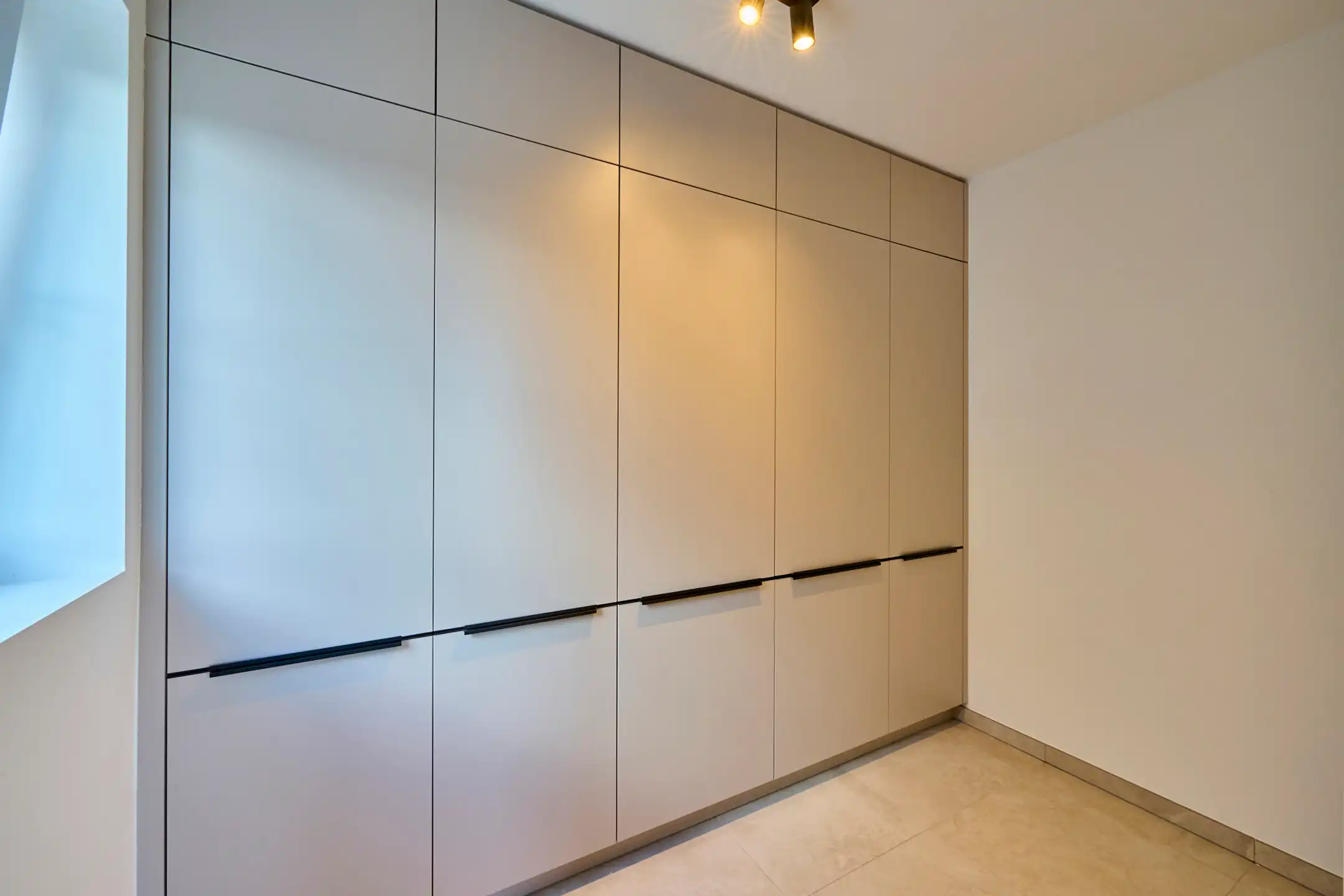 Ruime instapklare gezinswoning met zicht op achterliggend groen.&nbsp; foto 11