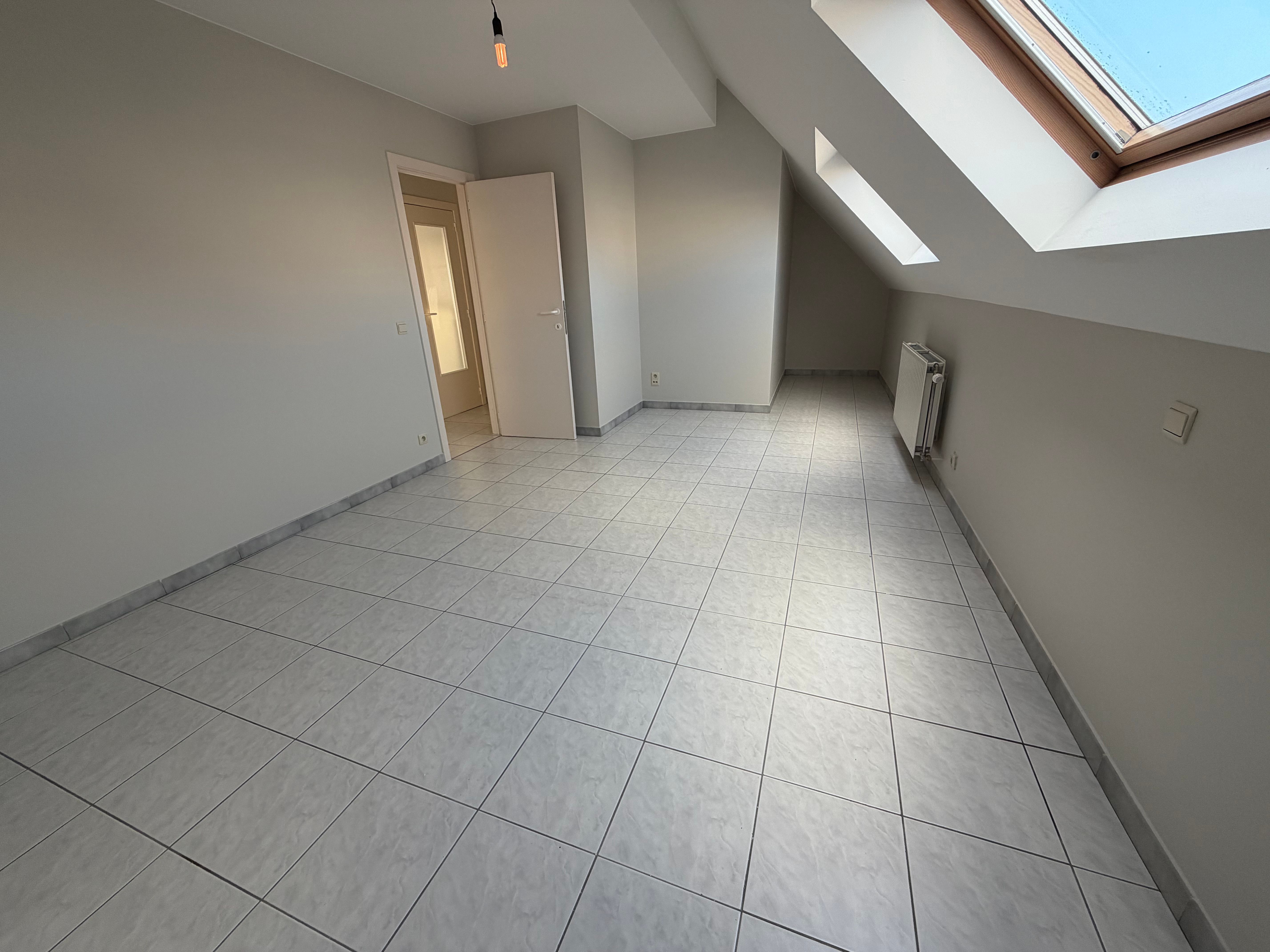 Mooi duplexappartement met drie slaapkamers en twee zongerichte terrassen. foto 25