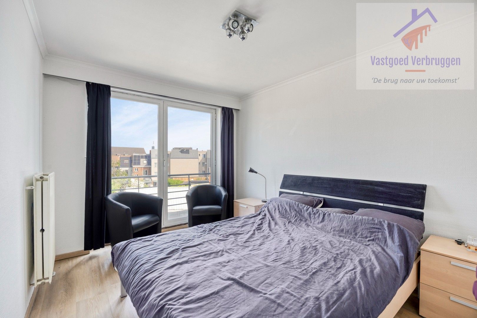 Instapklaar ruim 3 slpk duplex-penthouse met 2 terrassen in centrum van Erembodegem foto 11