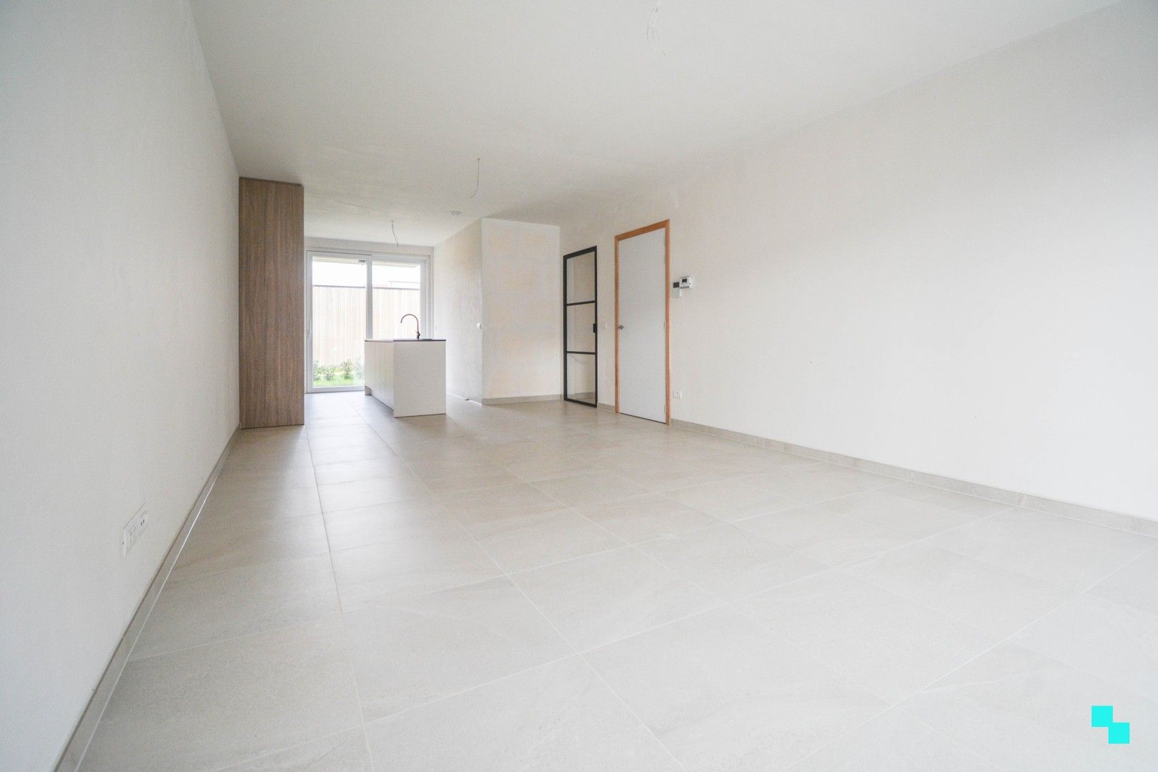 Nieuwbouw gelijkvloers appartement met tuintje in dorpskern Gits foto 3