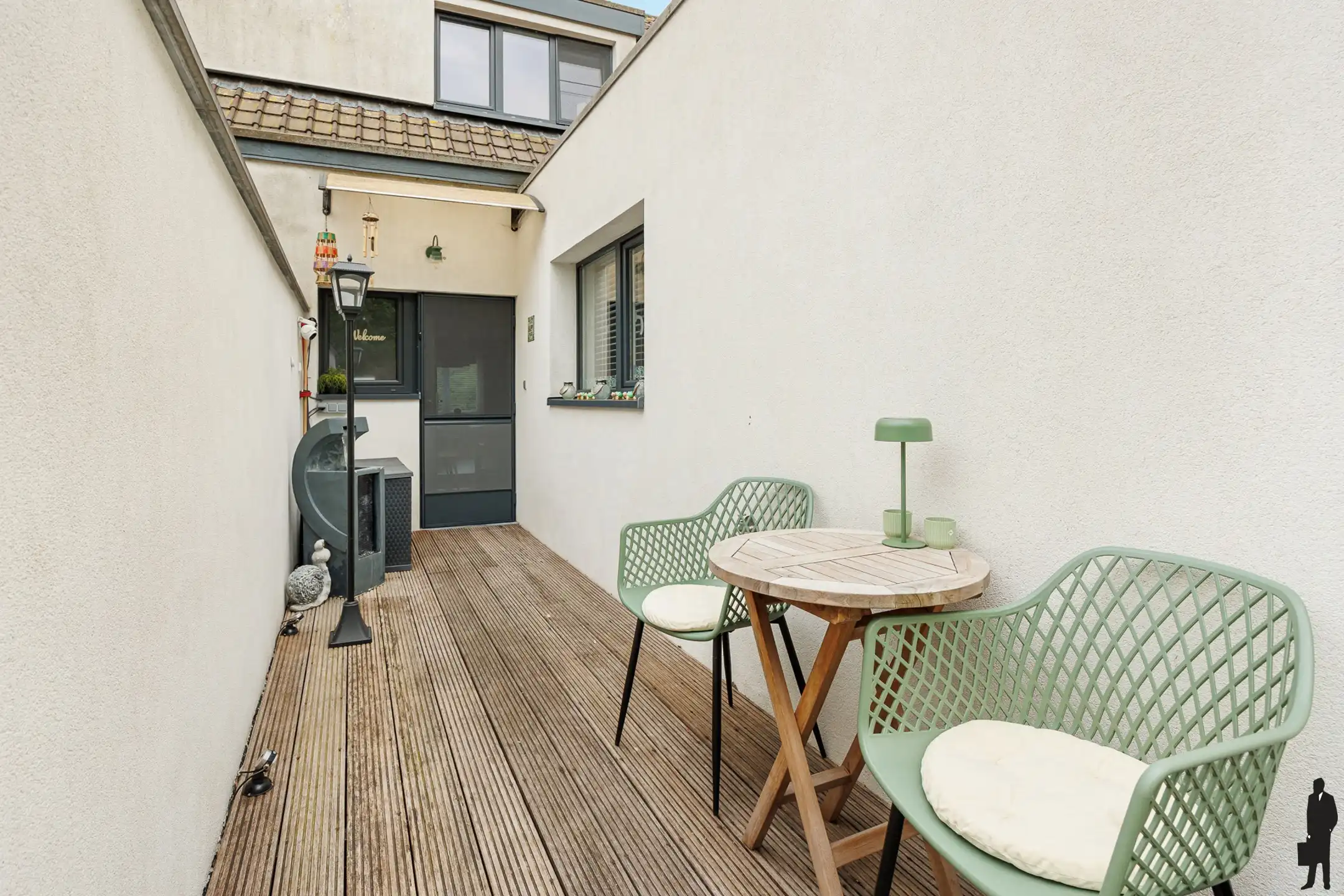 Instapklaar triplex appartement op toplocatie in Sint-Niklaas foto 12