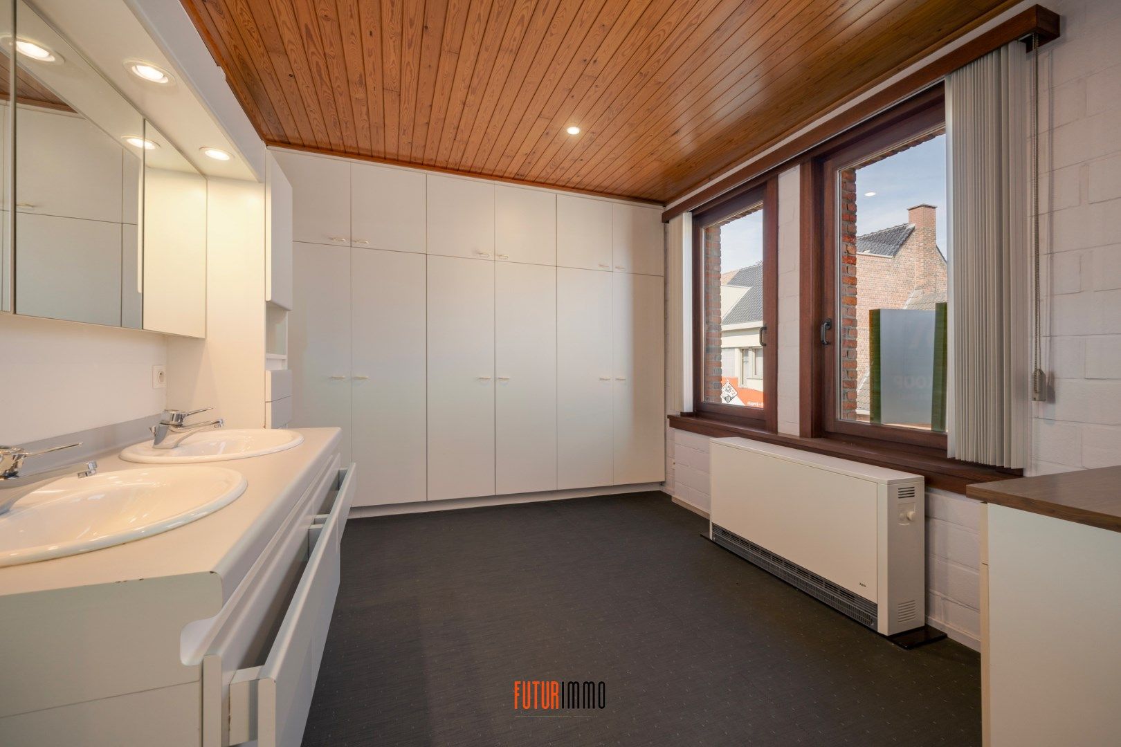 Woning met praktijkruimte foto 13