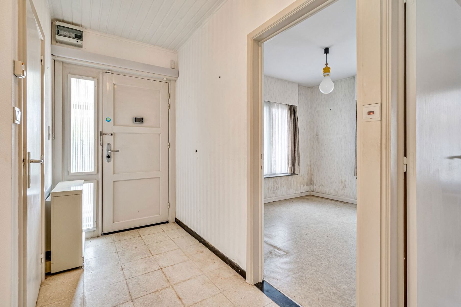 Op te frissen bungalow met zolderverdieping foto 9
