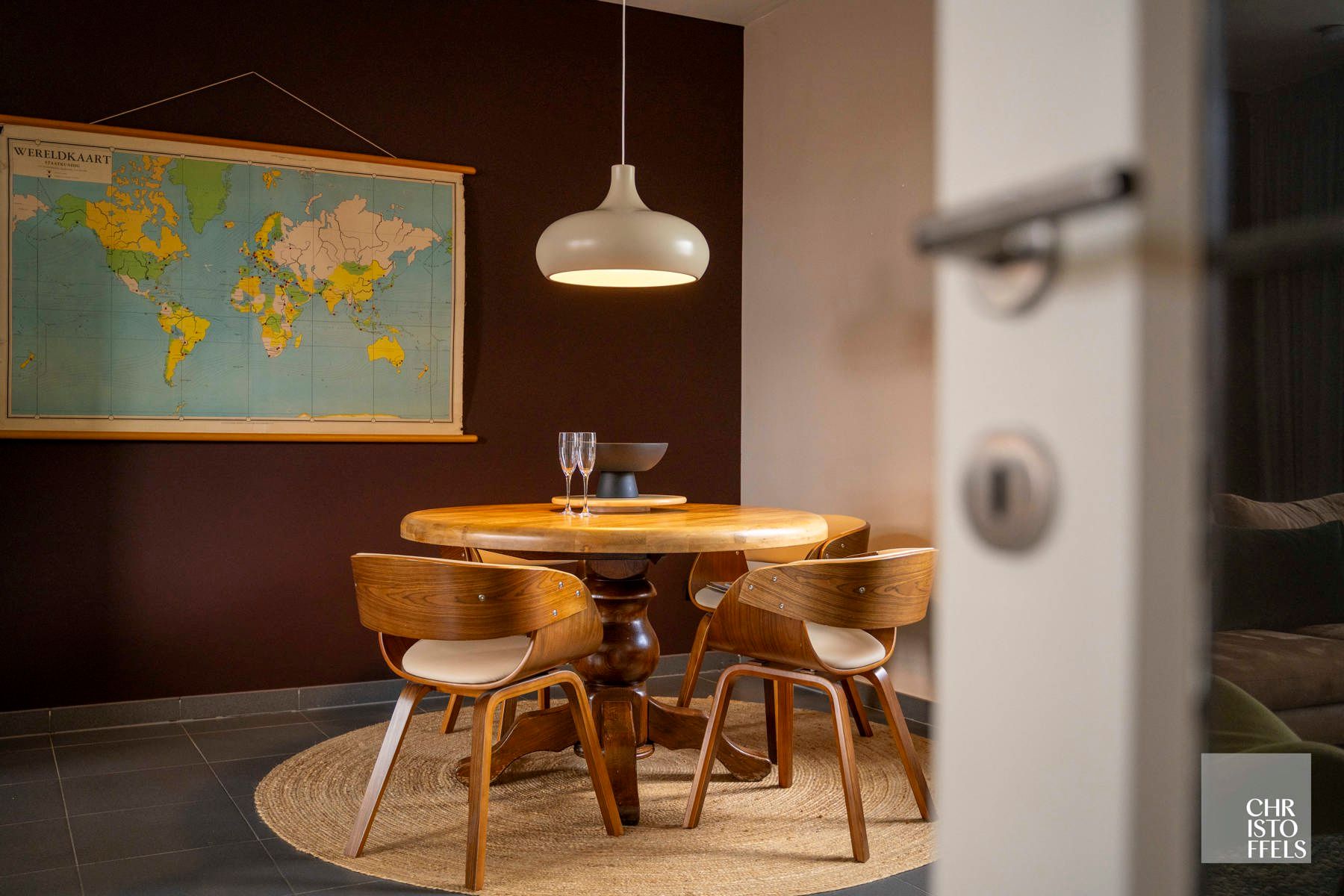 Appartement (104 m²) in karaktervolle hoeve te Bilzen! foto 2