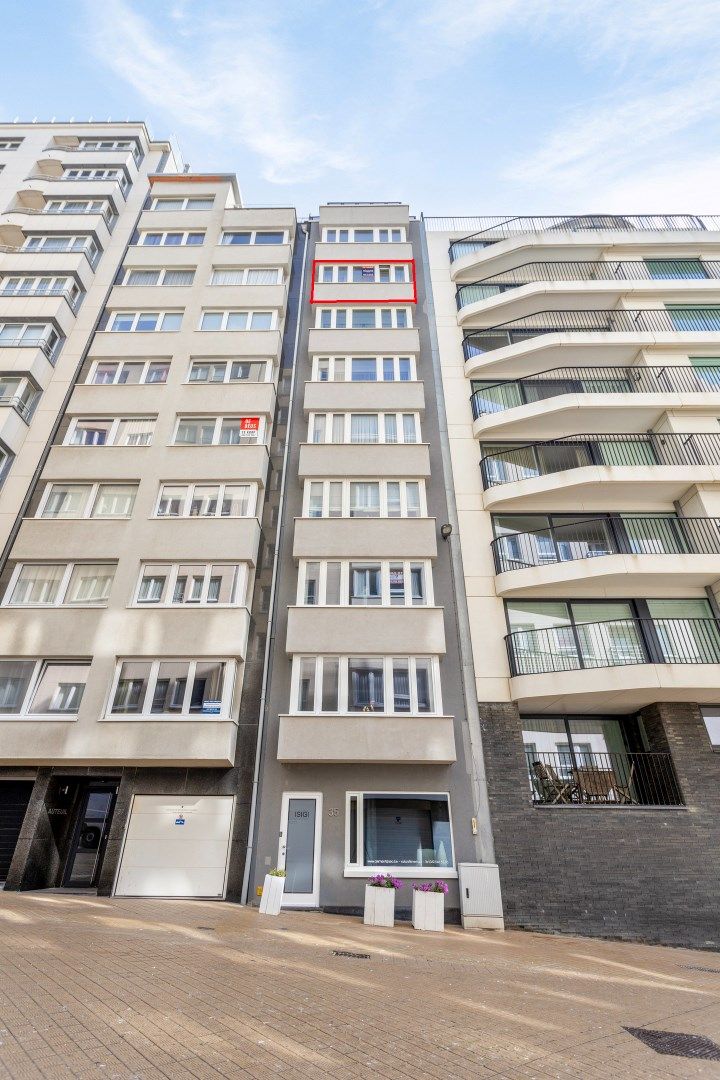 Zongericht appartement met zijdelings zeezicht op TOPligging te Oostende! foto 1