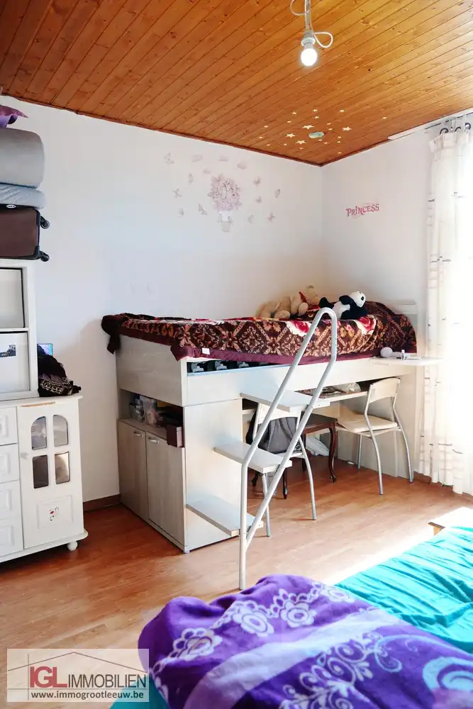 Opbrengsteigendom  met 4 appartementen te koop foto 24
