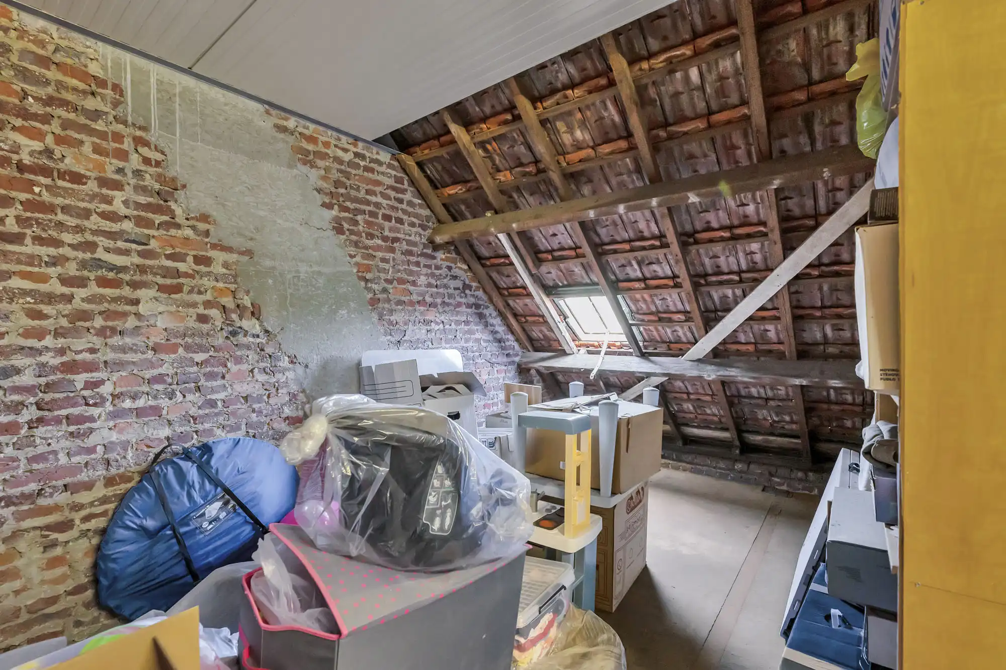 Ruime woning met garage, atelier nabij centrum foto 24