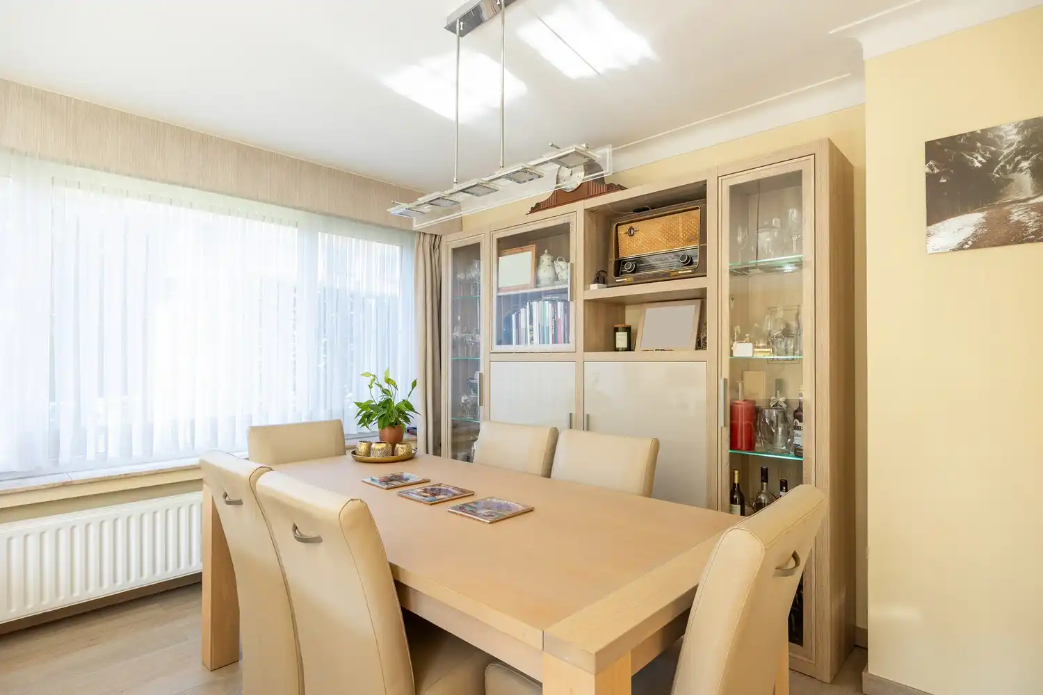 Instapklaar 3-slk gelijkvloersappartement met uitzonderlijke tuin (280m²) foto 10