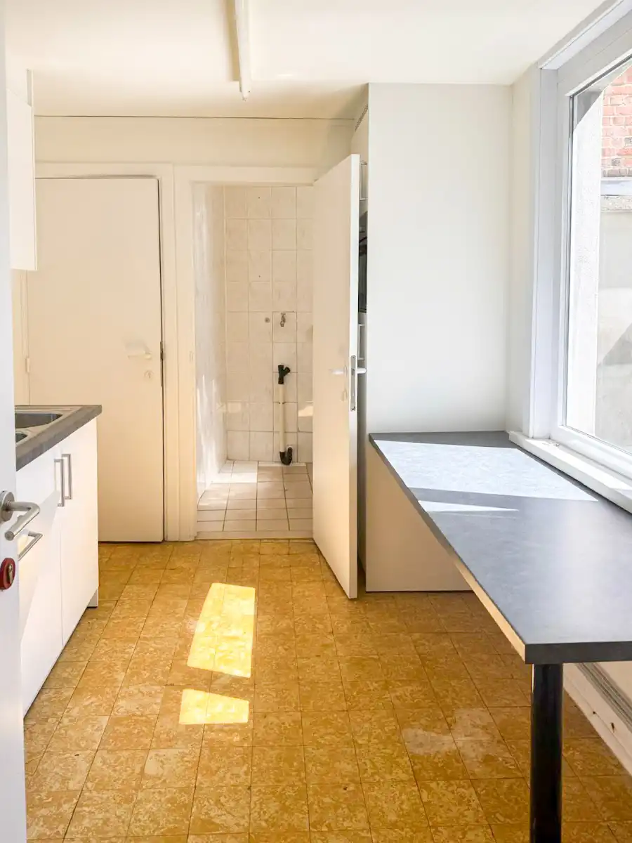 Praktische rijwoning met 3 ruime slaapkamers op zeer gunstige ligging! foto 6