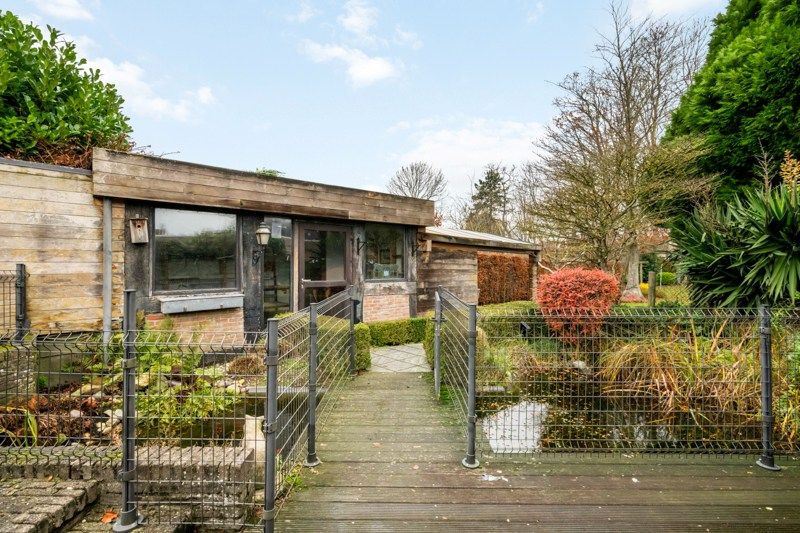 Veelzijdige woning met tuin en uitweg in Eernegem foto 24