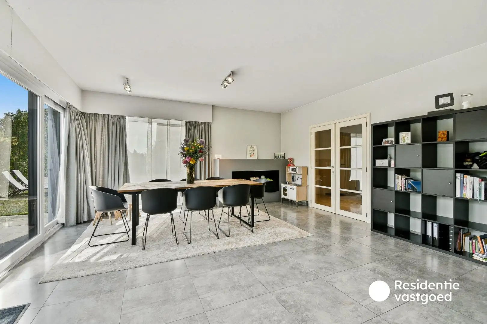 Instapklare en alleenstaande bungalowwoning foto 5