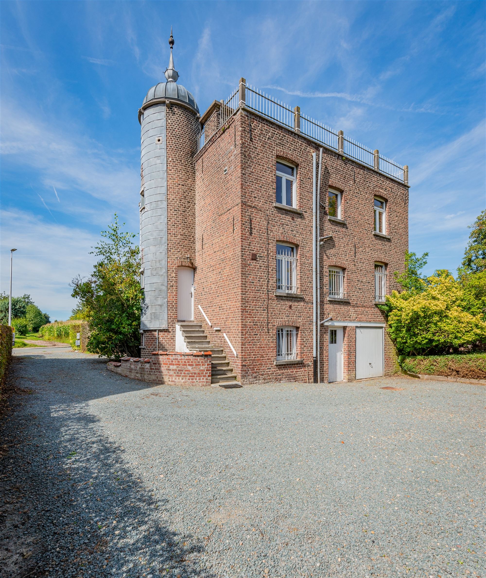 Kasteel Villa Ferrata met 3 vergunde appartementen foto 3