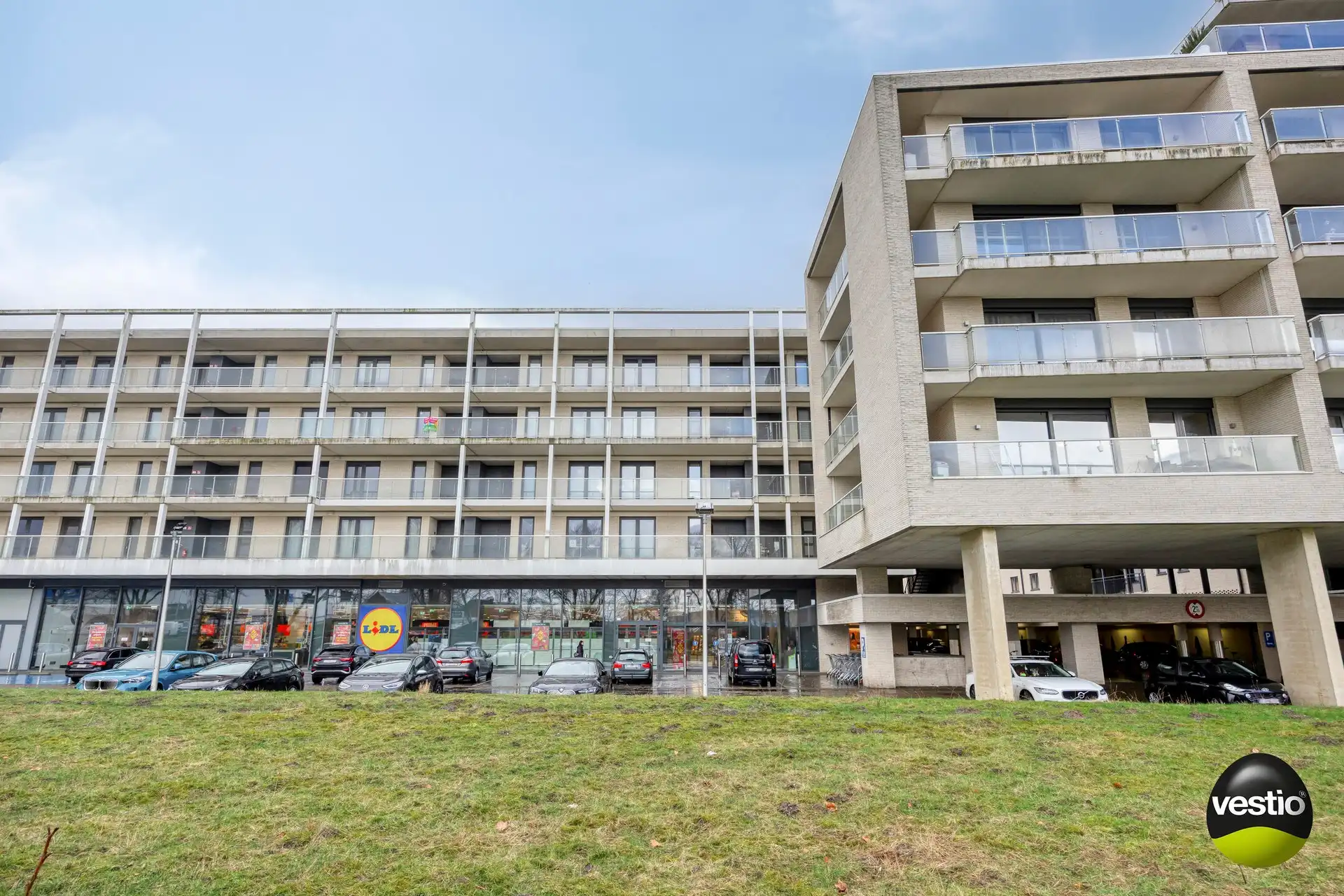 Smaakvol, kwalitatief afgewerkt 2 slaapkamer appartement met terras. foto 20