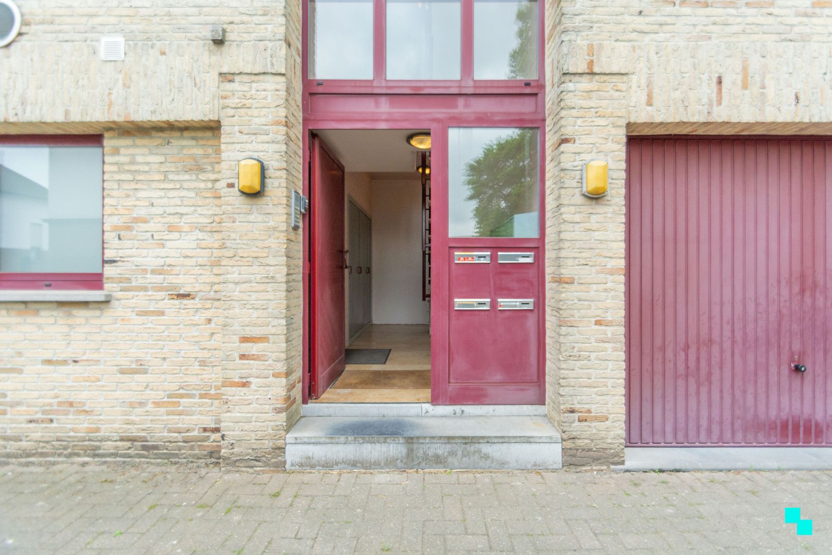 Tweeslaapkamerappartement te Landegem dorp foto 2