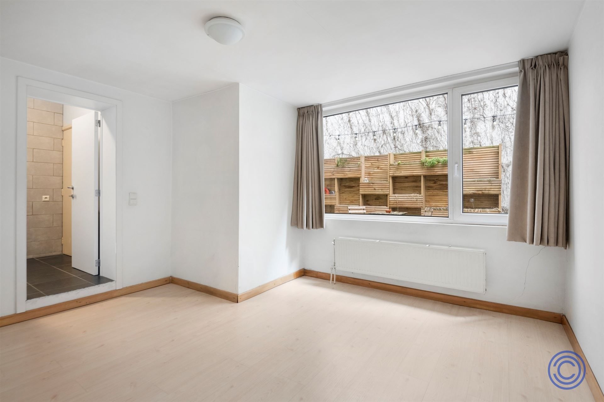 Instapklaar gelijkvloers appartement op toplocatie! foto 3