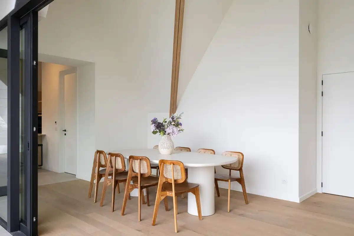 Sfeervol wonen te Brugge in een historisch gebouw foto 11