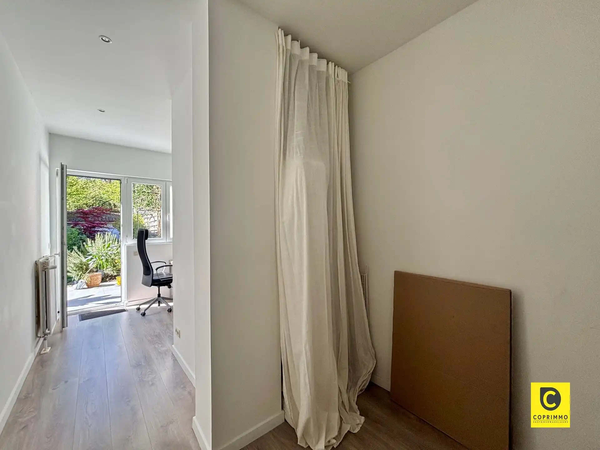 Stijlvol gelijkvloers app met ruime tuin! foto 7