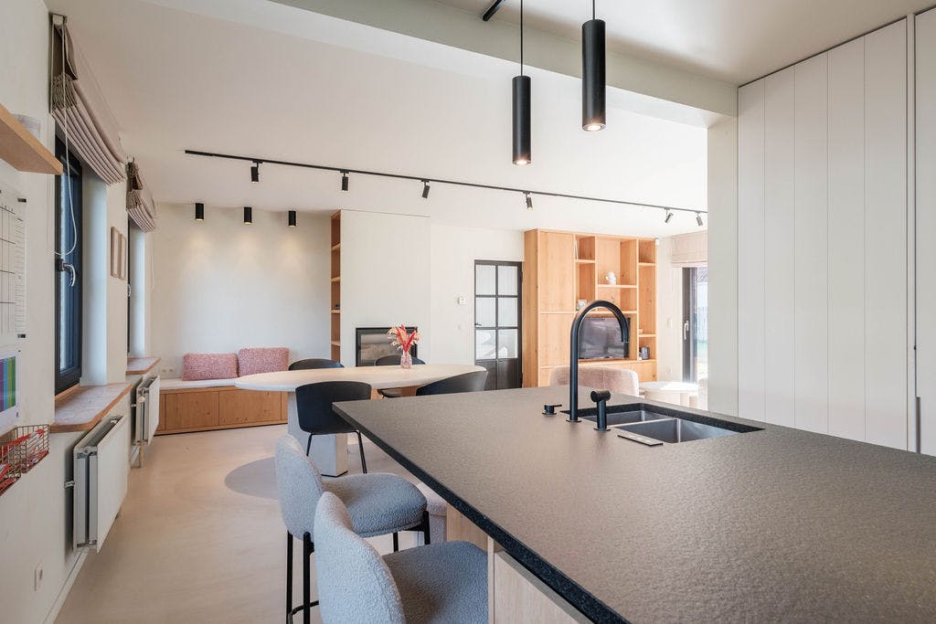 Mooi afgewerkte woning op rustige ligging te koop in Zulte foto 8