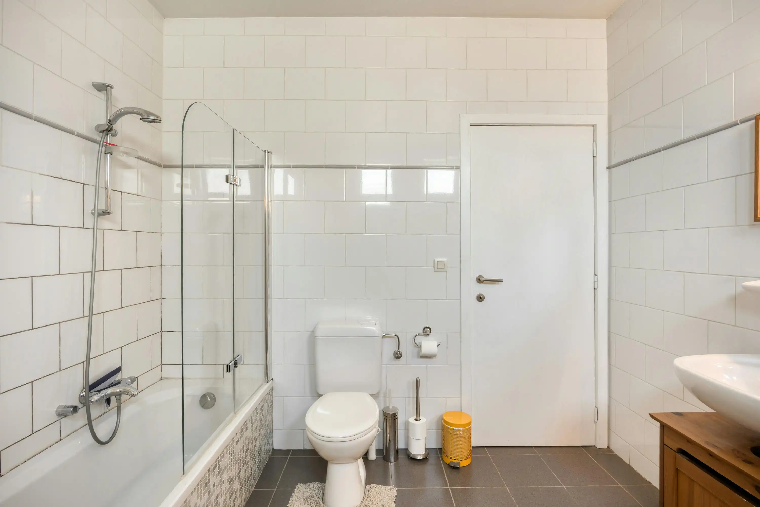 Ruim 3-slaapkamerappartement met terras te koop in Antwerpen foto 17