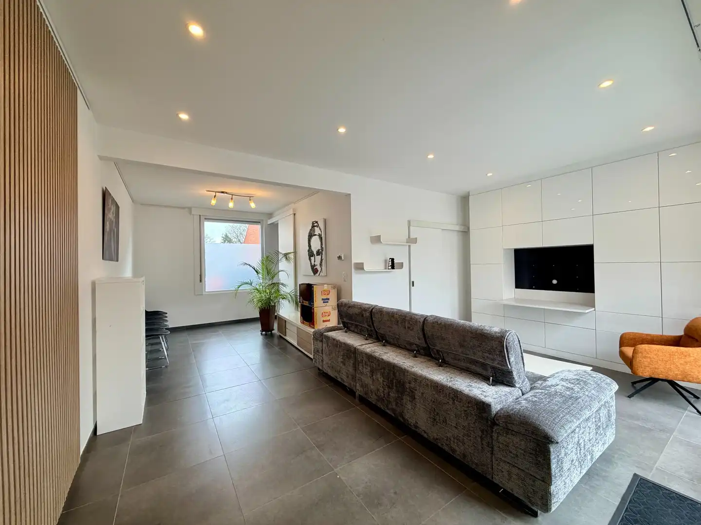 Instapklare woning met 2-3 slaapkamers te Tielt (Meulebeke)! foto 2