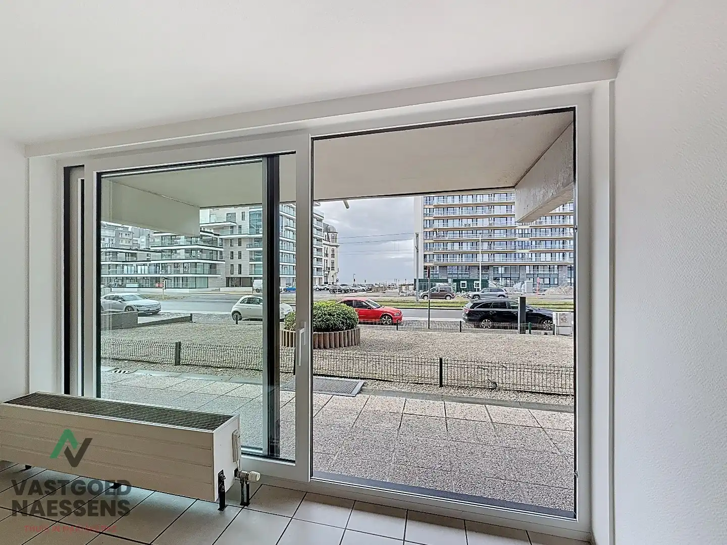 VERNIEUWDE STUDIO VLAKBIJ ZEEDIJK foto 4