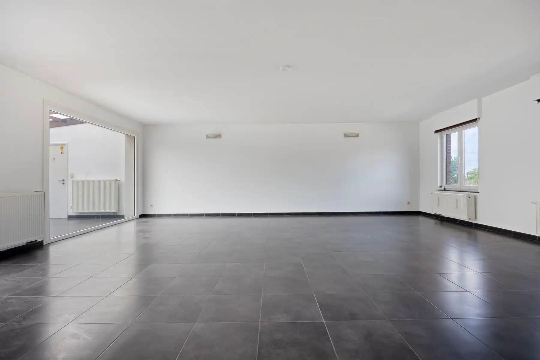 Uitzonderlijk ruime woning in landelijke omgeving foto 2