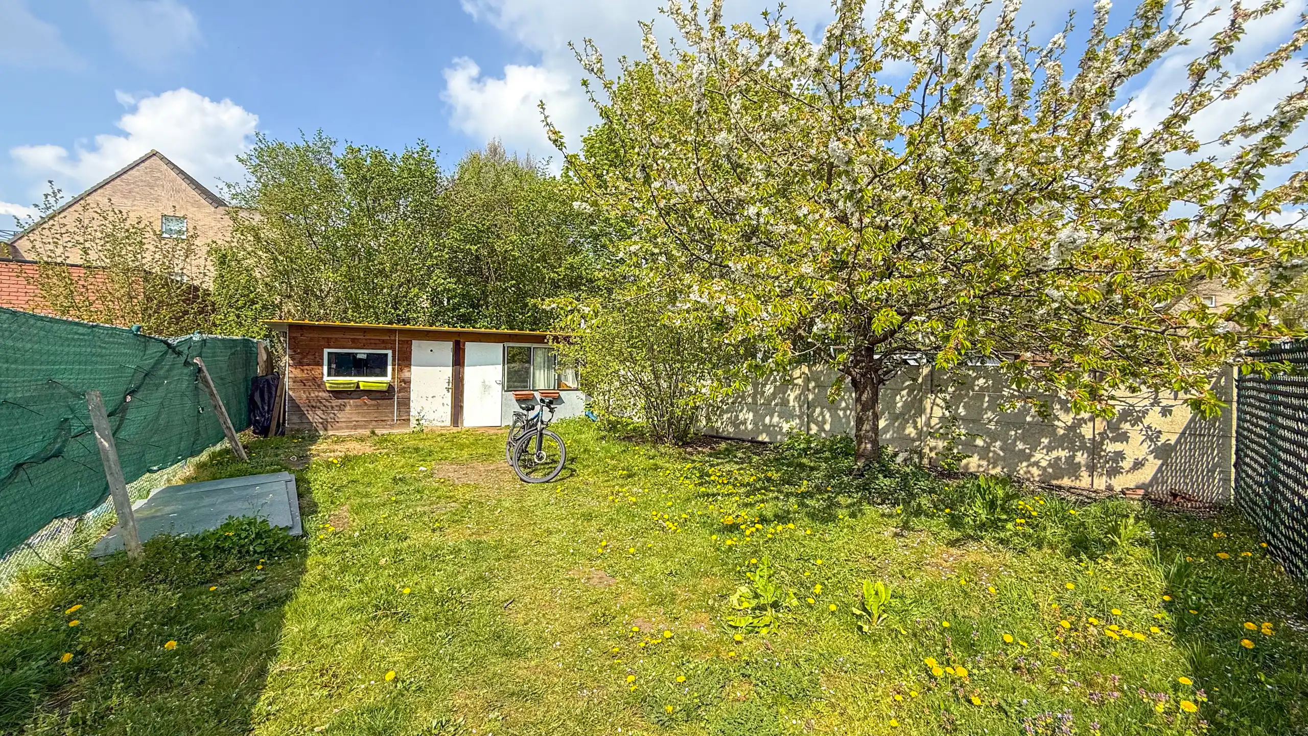 Ruim appartement met 3 slpks en tuin nabij het centrum! foto 24