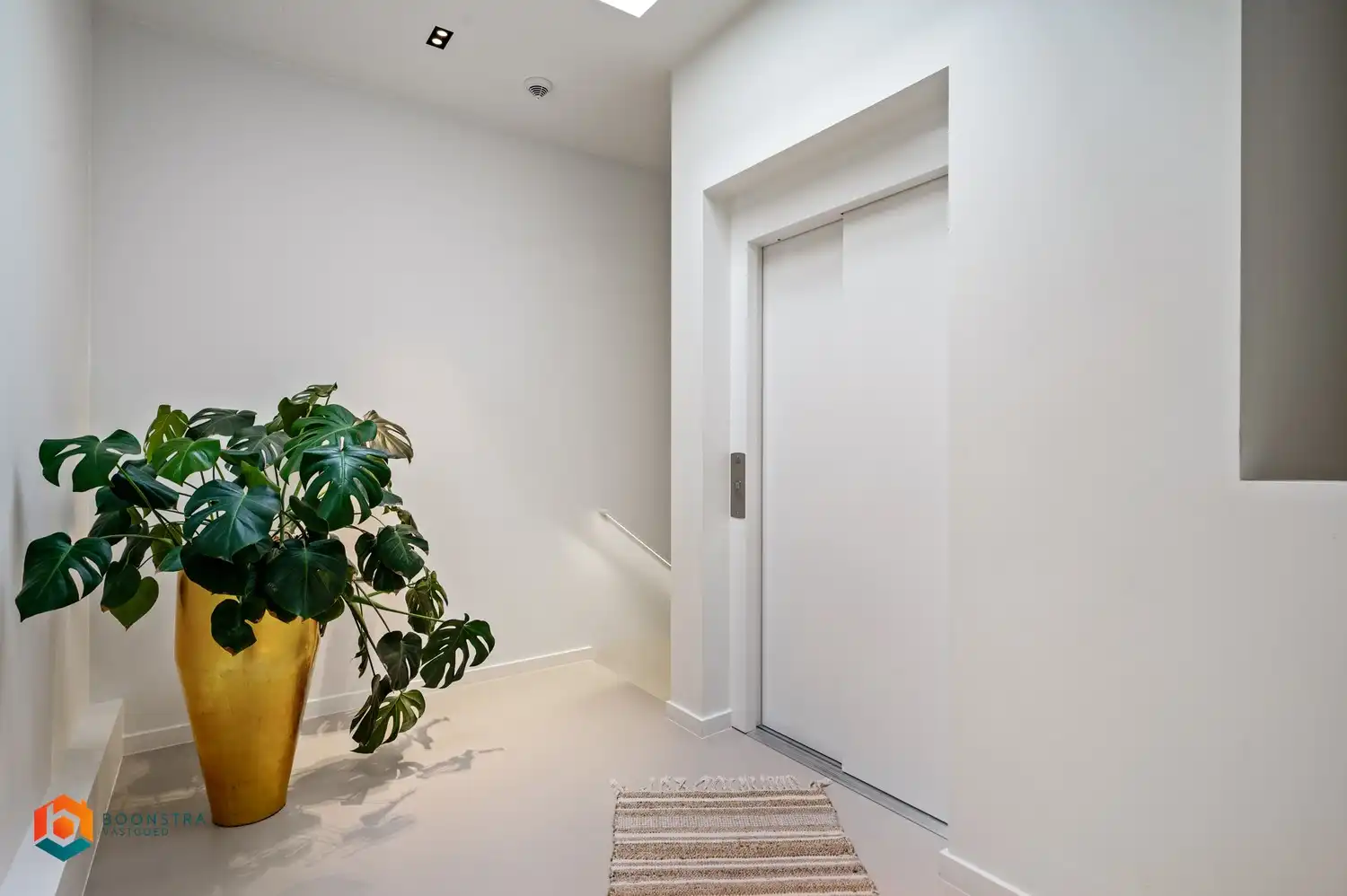 Exclusieve penthouse met 5 slpkrs, riant terras en ruime garage foto 30