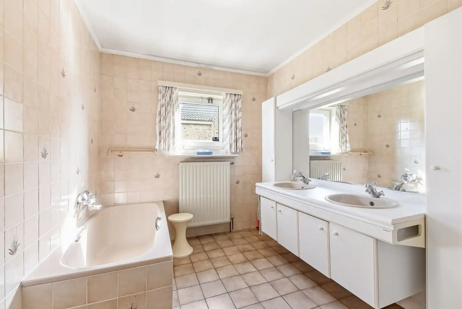 Ruime villa met 4 slaapkamers foto 10
