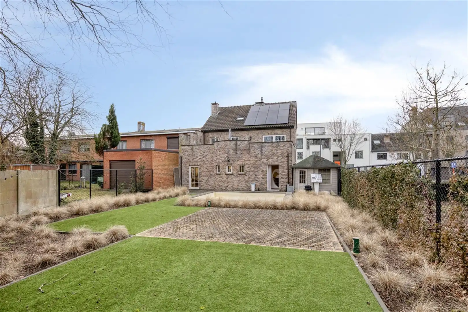 TE KOOP: Handelshuis op toplocatie te Heusden-Zolder! foto 36