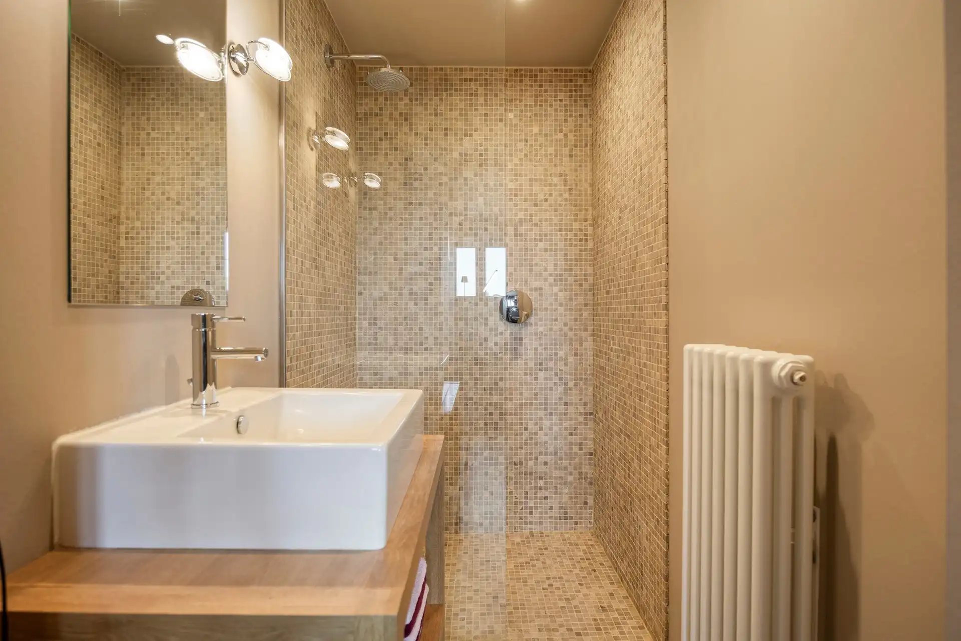 Ruim en luxueus dakappartement met uitzonderlijk dakterras van 104 m² in hartje Hasselt foto 19