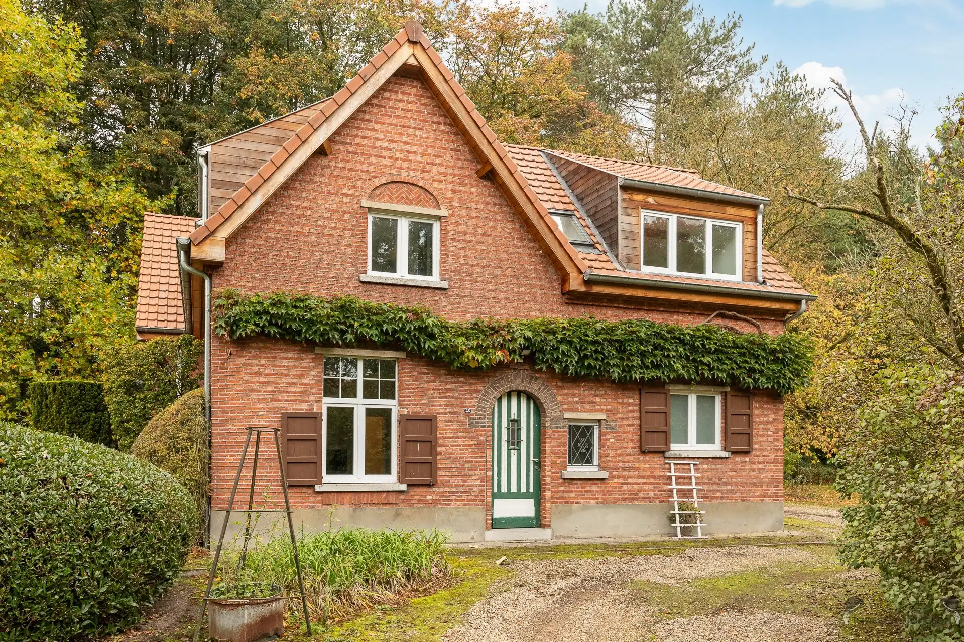 domein van ca.20 ha met 2 woningen foto 15