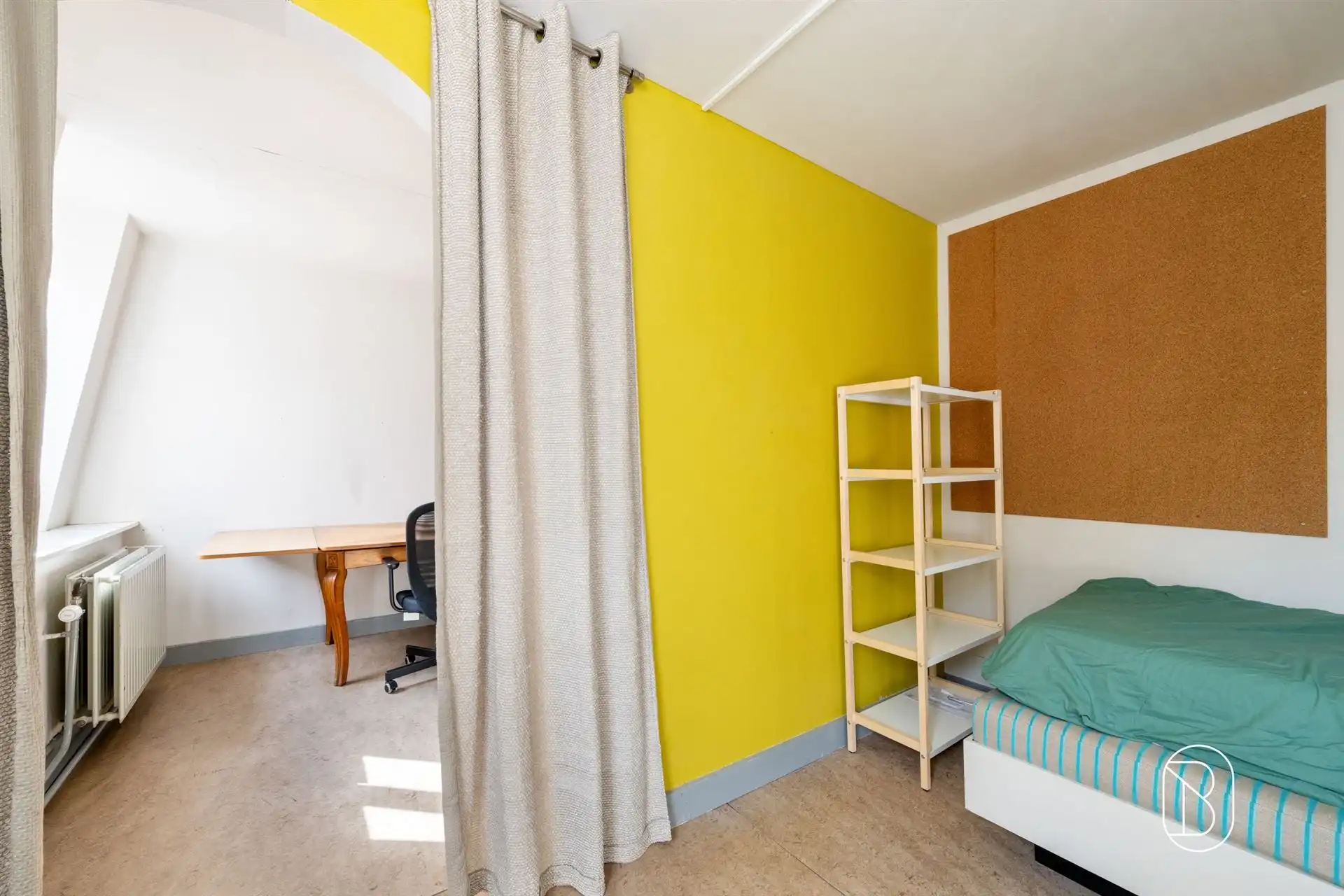 Opbrengsteigendom met 7 studentenkamers foto 26
