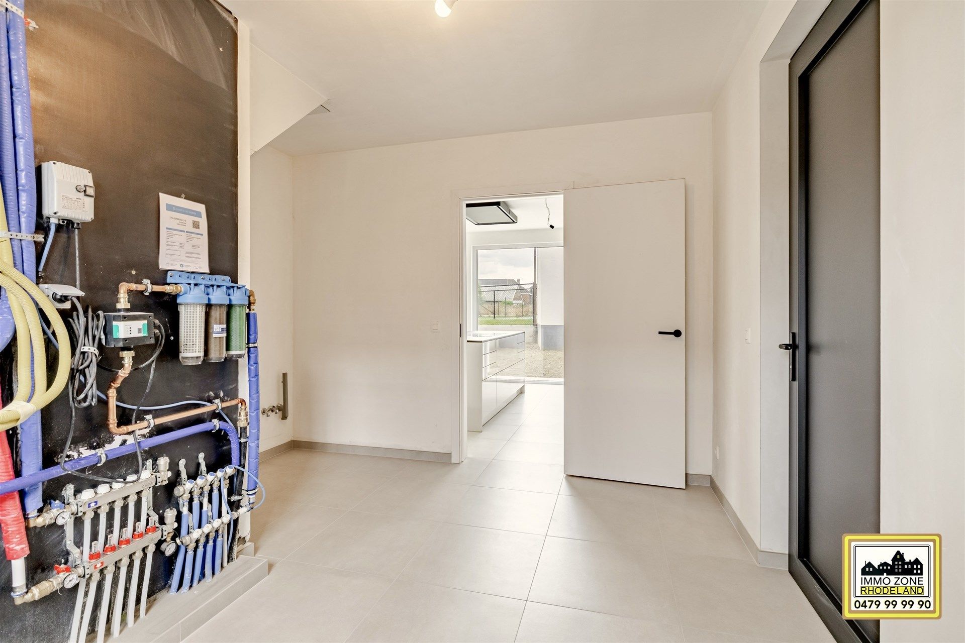 Luxueuze woning met prachtige keuken, 3 slpks en tuin foto 15