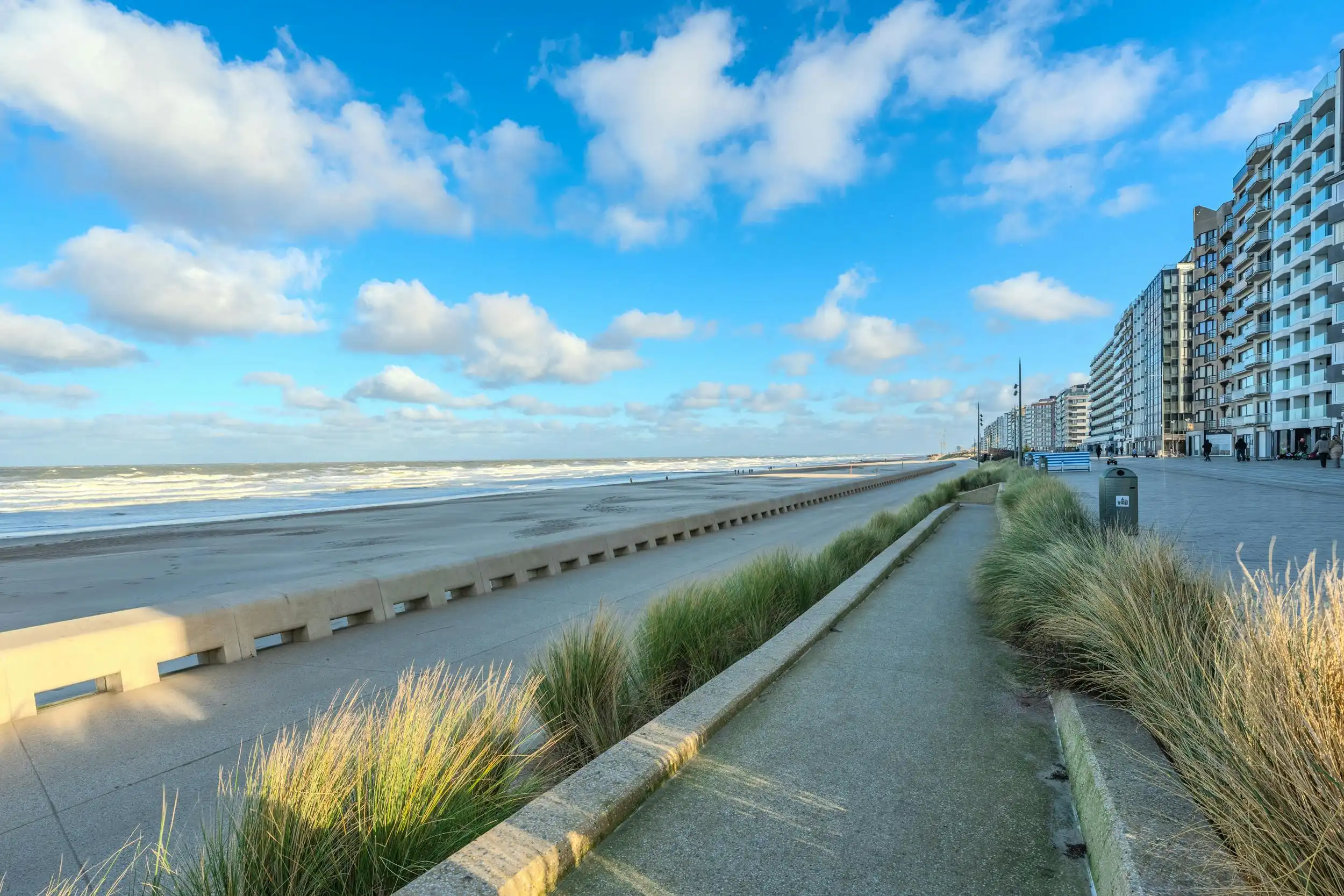 Modern duplex appartement vlak achter de vernieuwde Zeedijk! foto 7