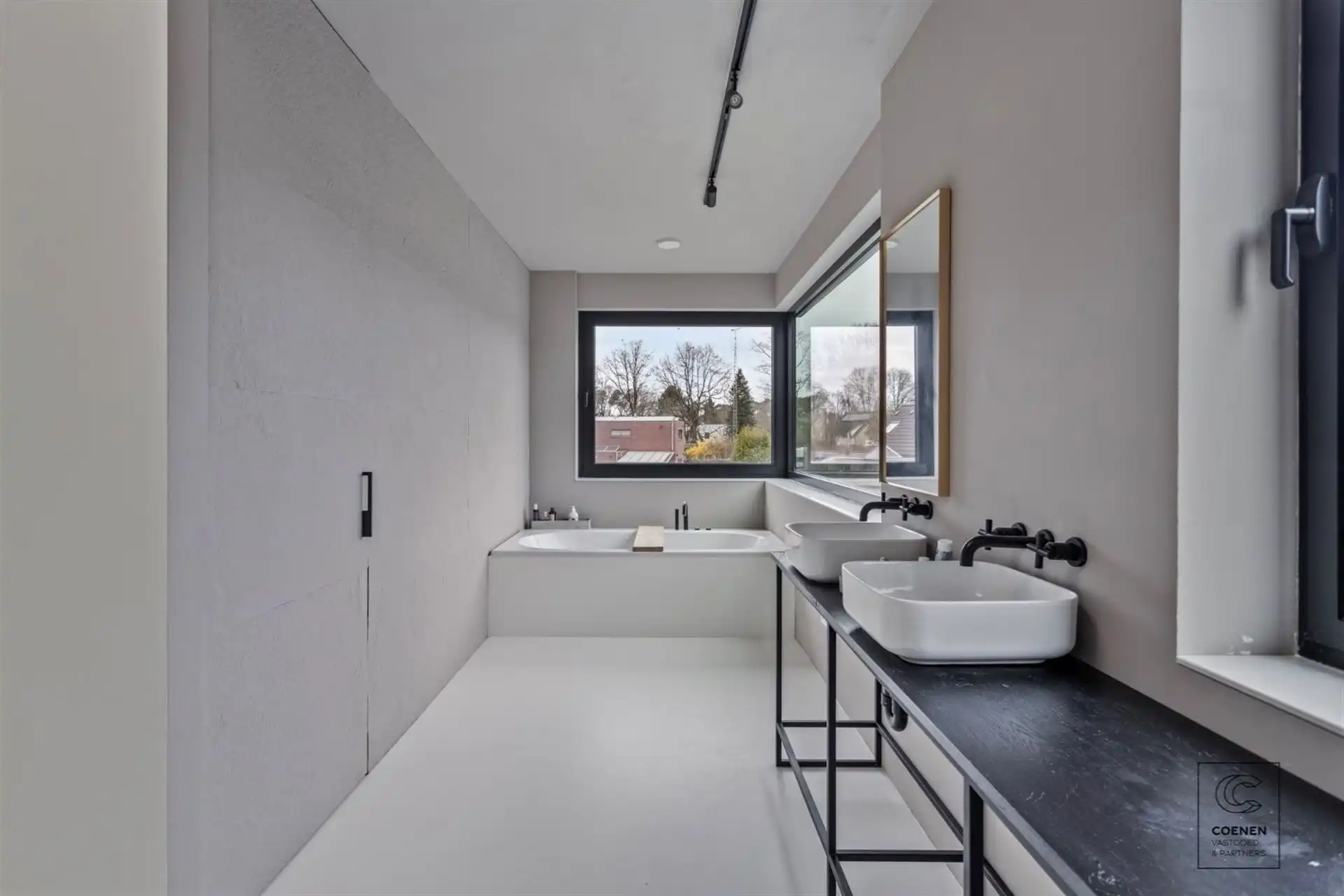 Prachtig en verder af te werken HOB op rustige locatie! foto 16