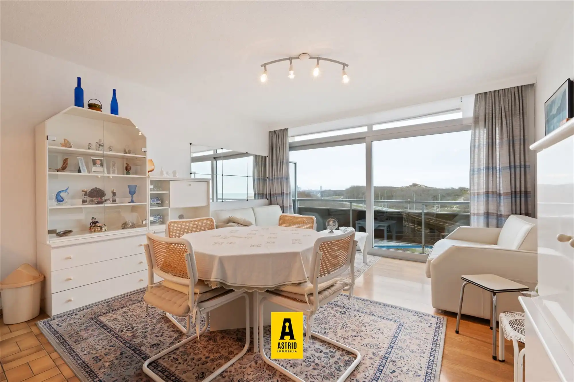 Studio met zeezicht én zon! foto 3