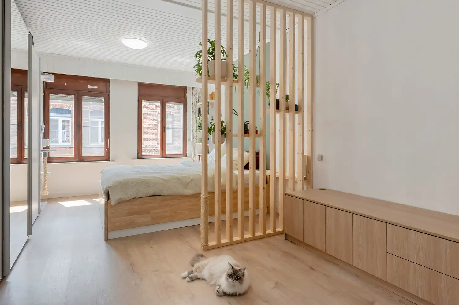 Te renoveren rijwoning met stadstuin op topligging. foto 19