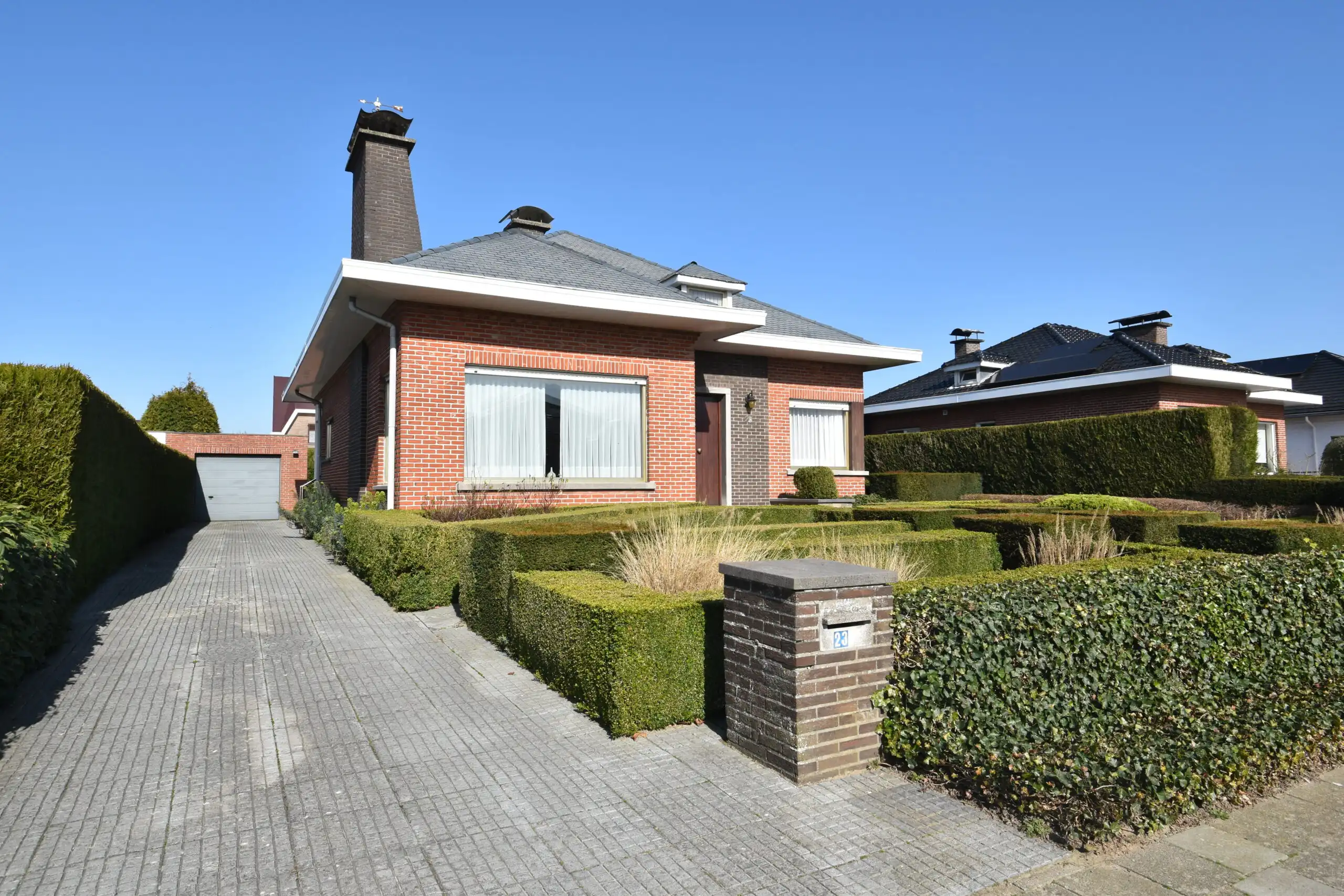 Sfeervolle bungalow met tuin en volop potentieel voor jouw persoonlijke touch! foto 4