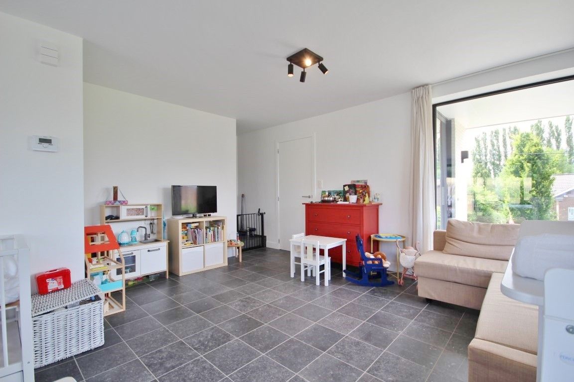 Moderne woning met 3 slaapkamers en tuin in het rustige Landen foto 10