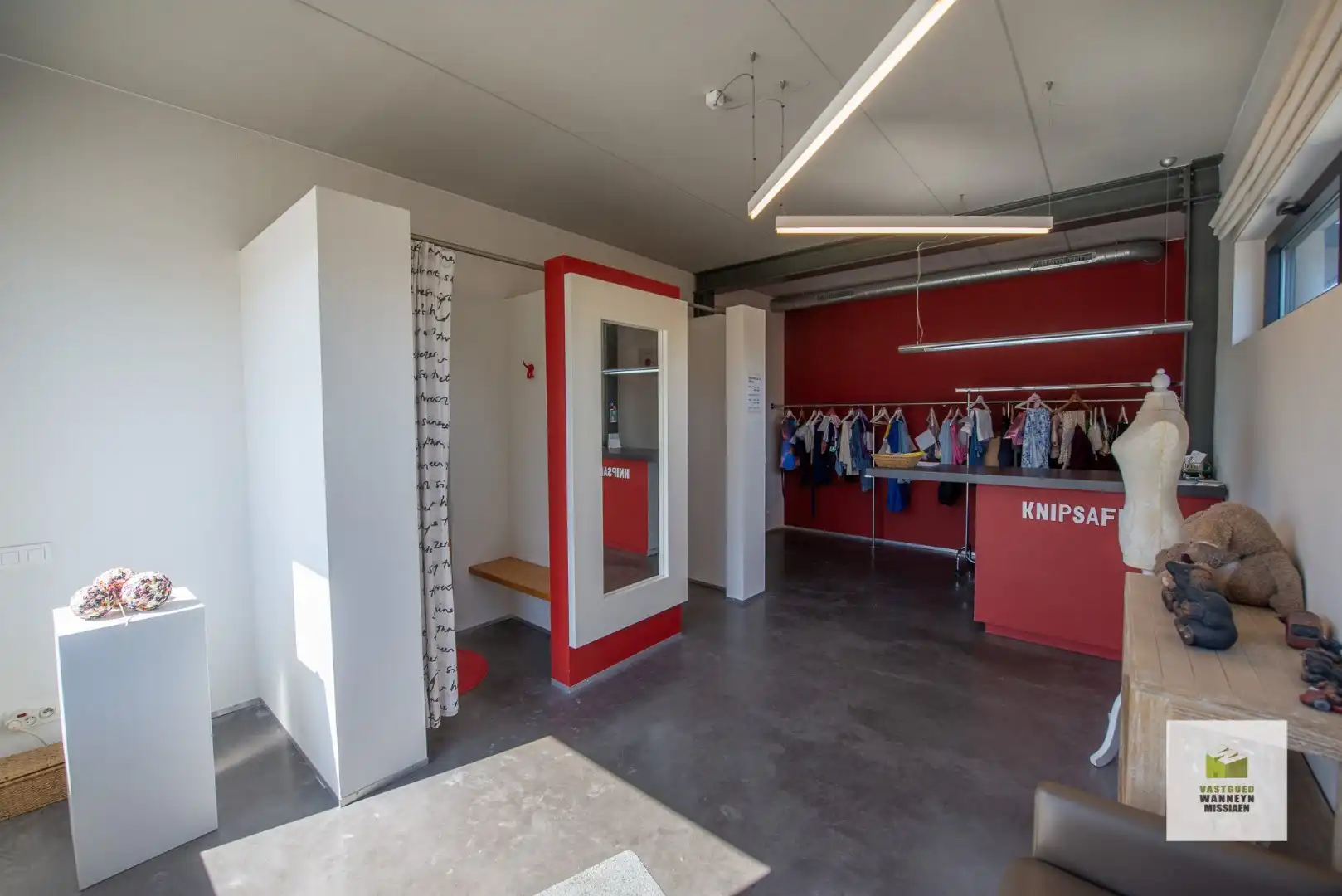 Ruime loods (288m2) met woonst te Verrekijker Wingene  foto 20