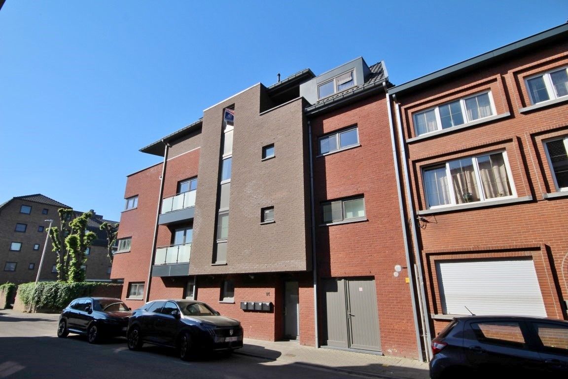 Duplexappartement op een zeer gunstige ligging midden in het centrum foto 24