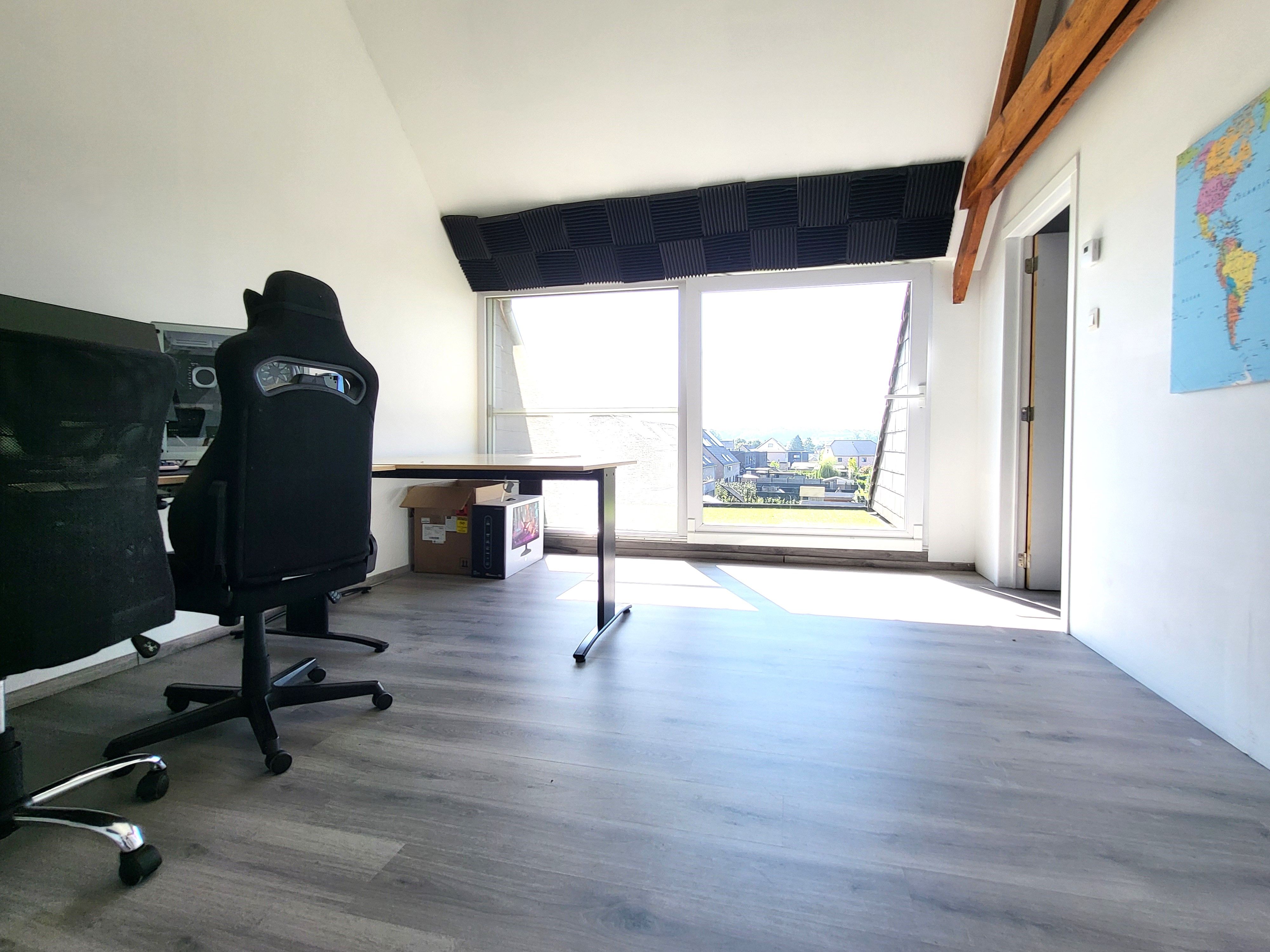 Prachtig gerenoveerde woning en bijgebouw op 571m² met commerciële doeleinden.  foto 26