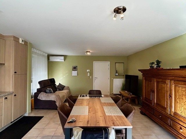Gelijkvloers appartement met twee slaapkamers en staanplaats foto 4
