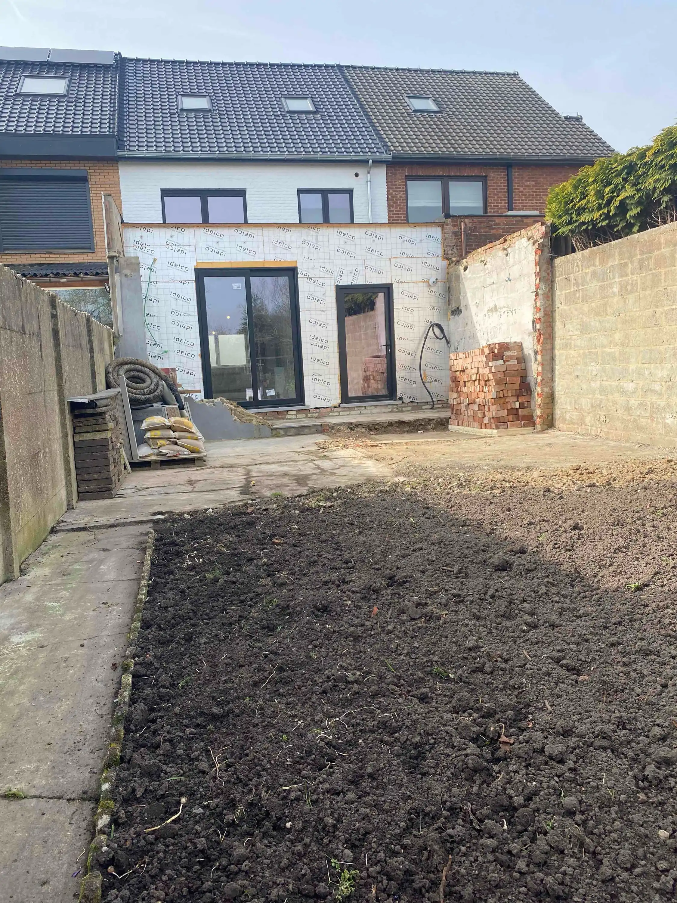 Vernieuwe woning met tuin aan zeer aantrekkelijke prijs! foto 13